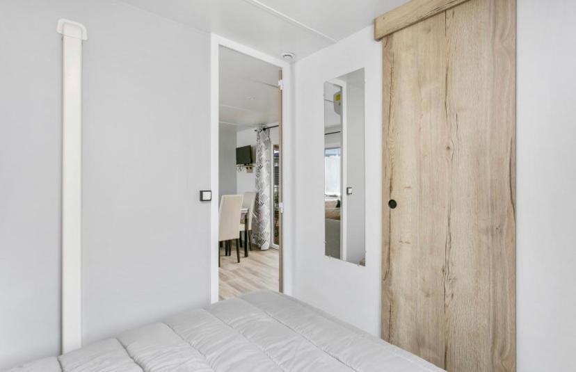 Particulier Loue Ce Mobil-Home 3 Chambres, Tout Confort Вальрас-Пляж Экстерьер фото